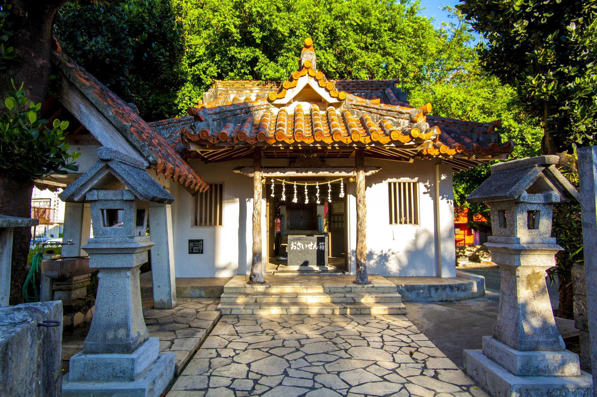 漲水御嶽（はりみずうたき）