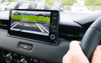 バックモニター完備で駐車もご安心